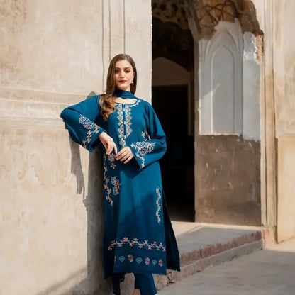 Exquisite Linen Embroidered Suit Set - 3 Pcs